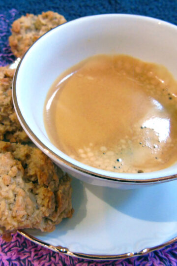 Gluten free oat biscuits with coffee