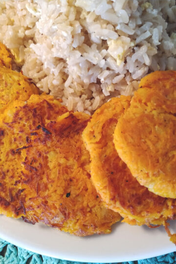 Vegetarian carrot burgers