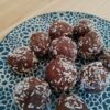 10 energy balls on a plate